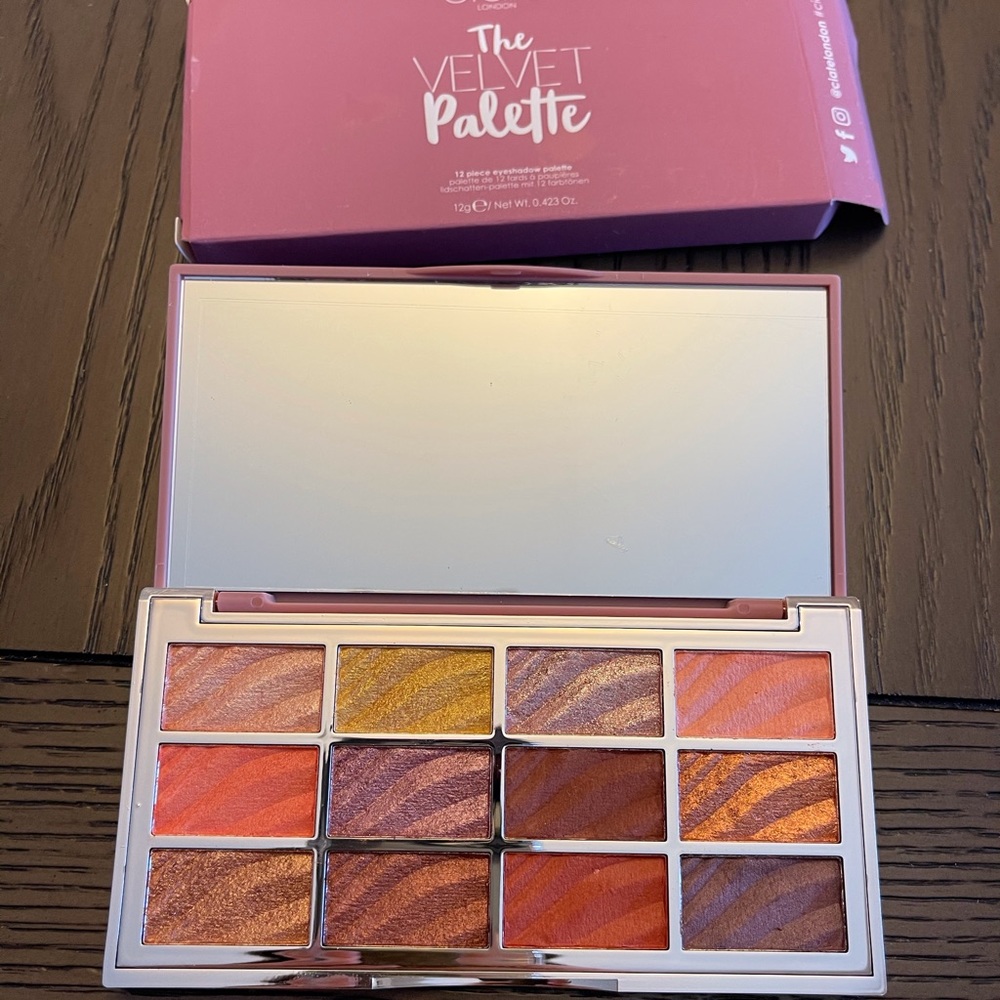 The Velvet Pallet by Ciatè